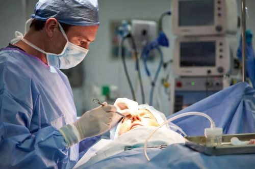 Тонзиллотомия